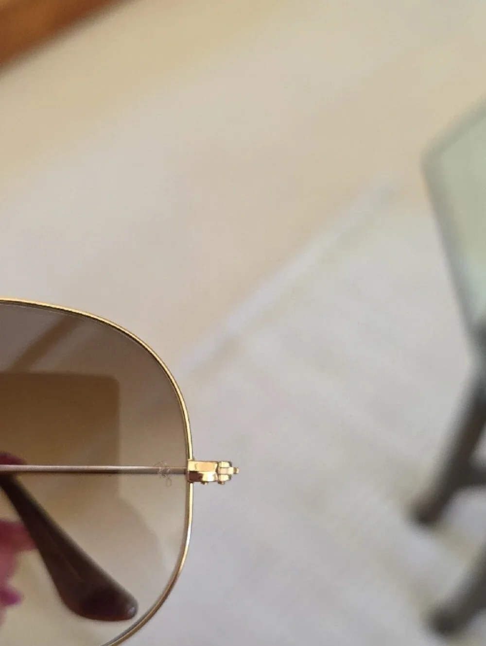 RAY BAN RB3025 001/51 GOLD AVIATOR 62-14 ITALY LARGE sunglasses